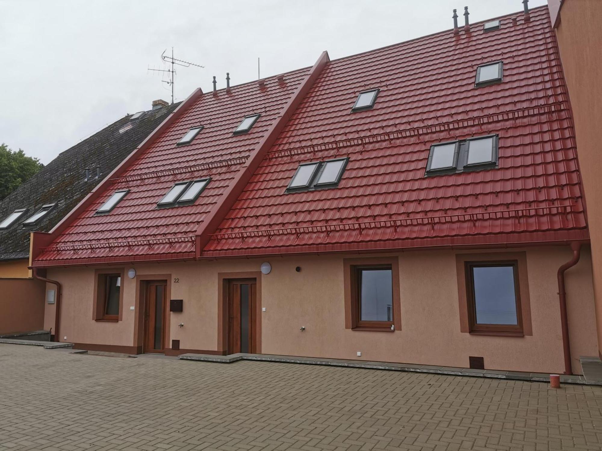 Apartmany Zirec Dvůr Králové nad Labem Bagian luar foto