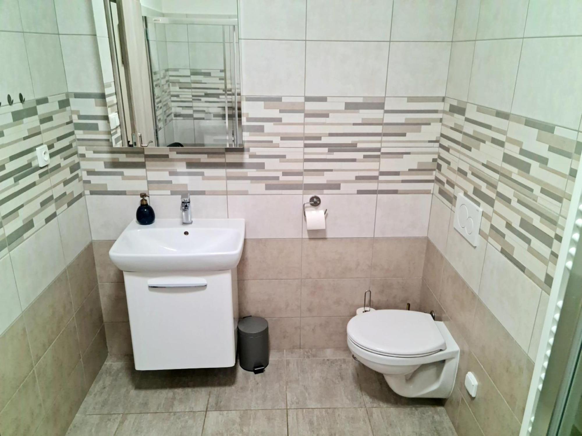 Apartmany Zirec Dvůr Králové nad Labem Bagian luar foto